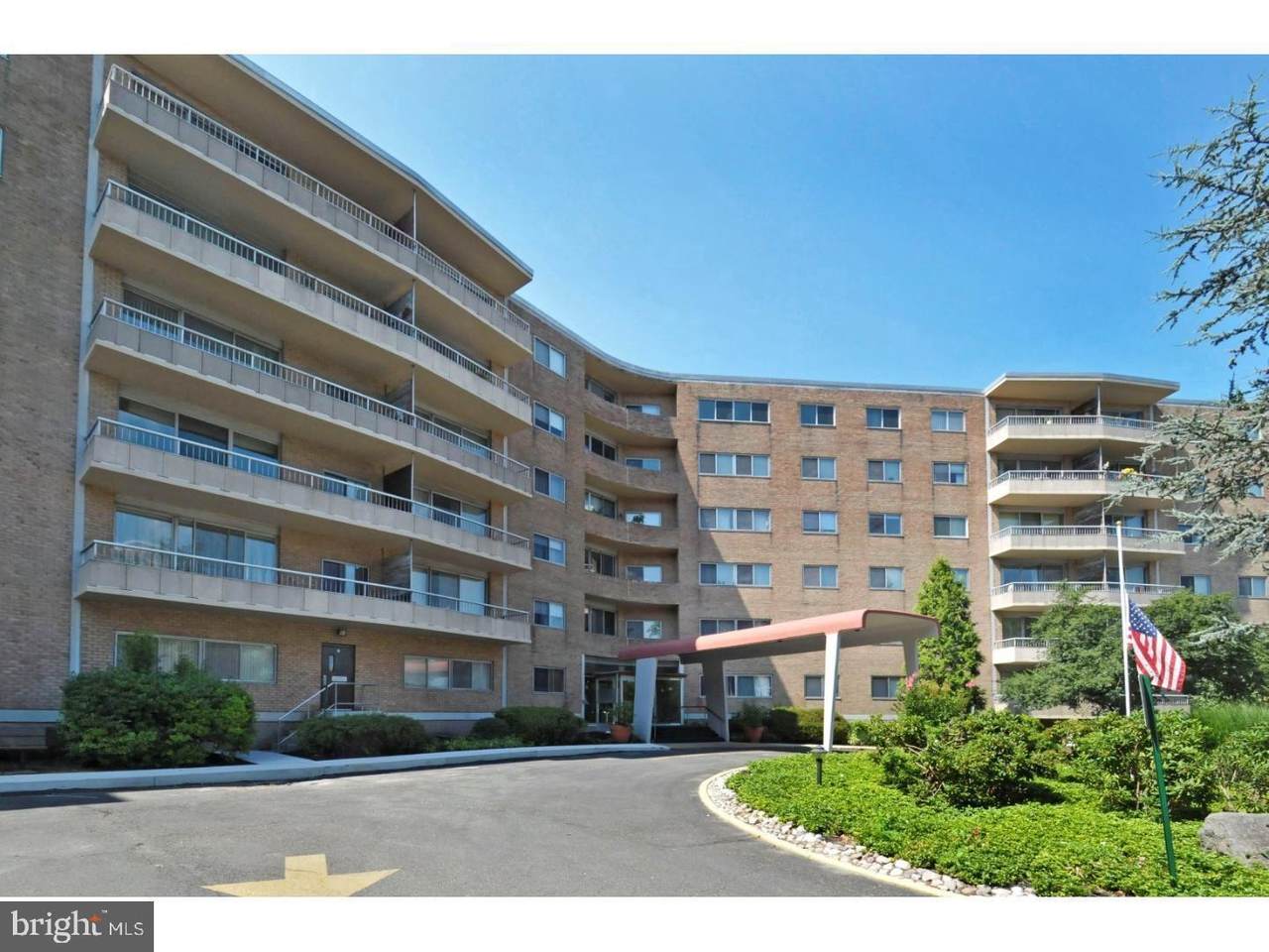 100 West Avenue - Photo 1