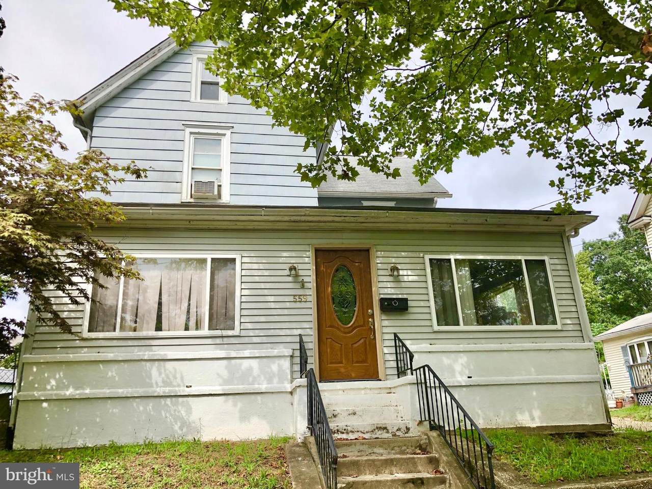 559 Park Avenue - Photo 1