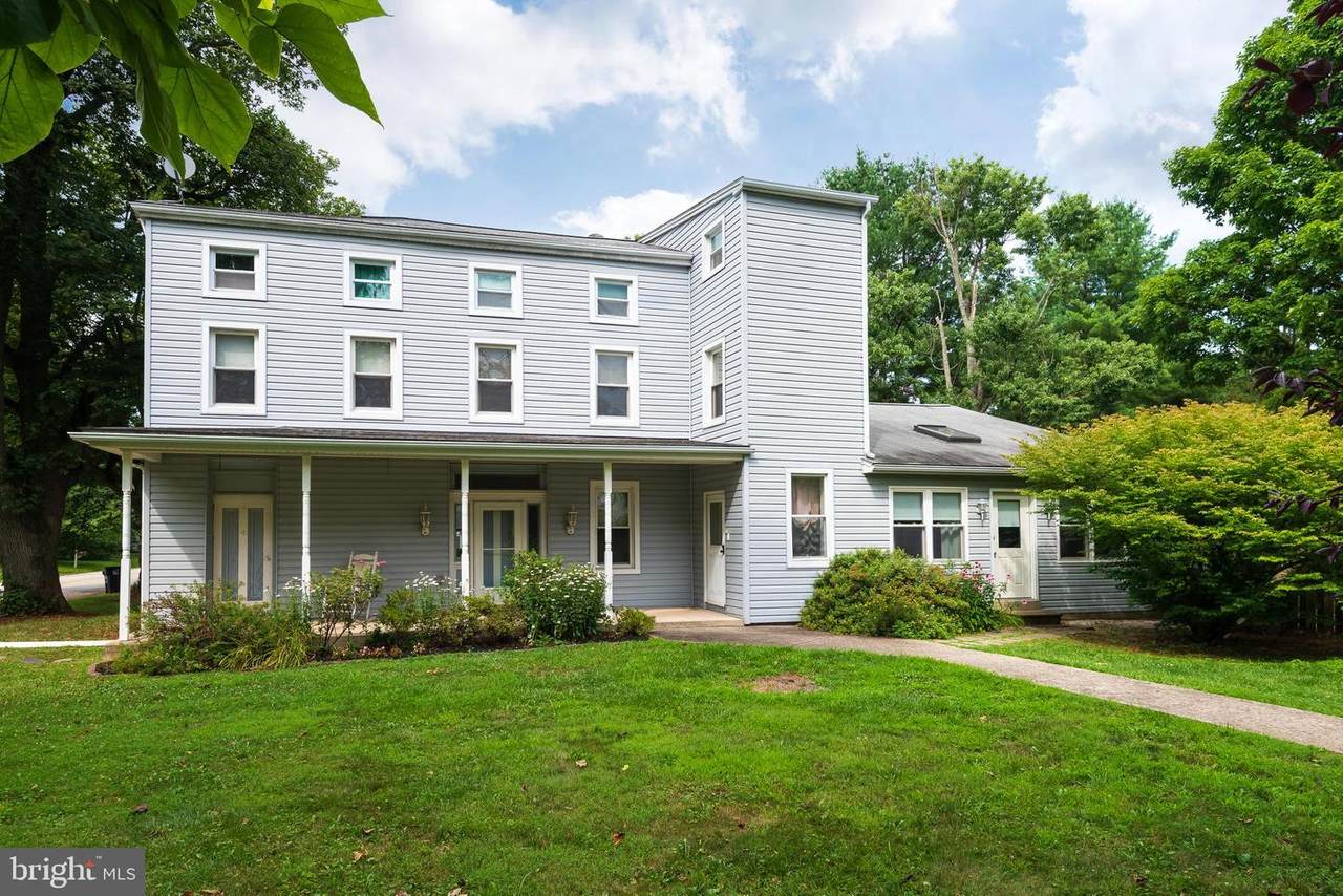 48 7TH Avenue - Photo 1