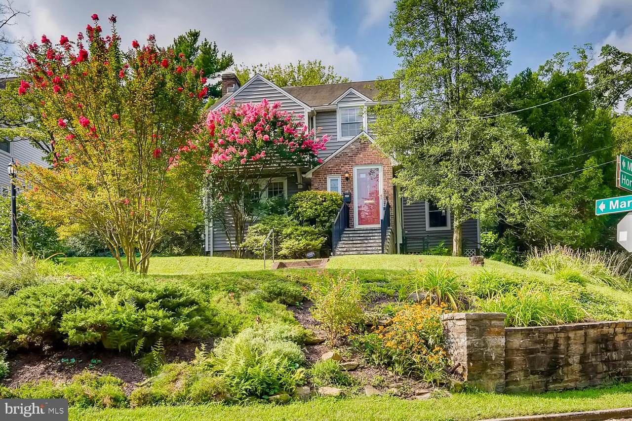 611 Marwood Road - Photo 1