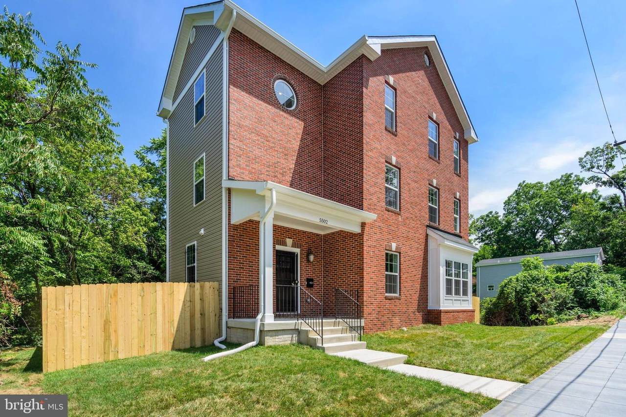 5502 Clay Place - Photo 1