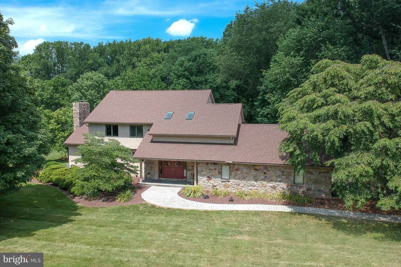 9 Crimson Drive - Photo 1