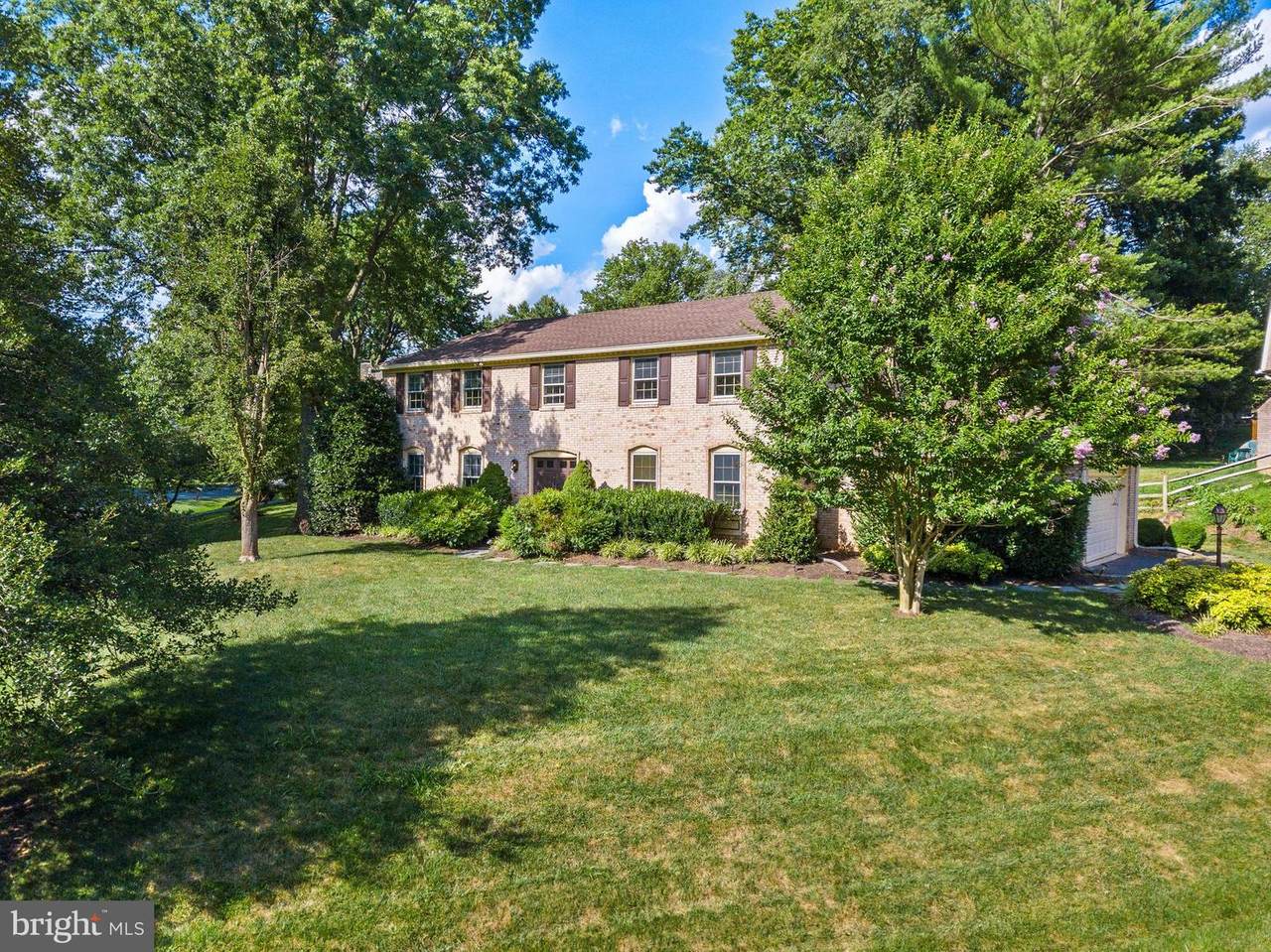 9929 Bedfordshire Court - Photo 1