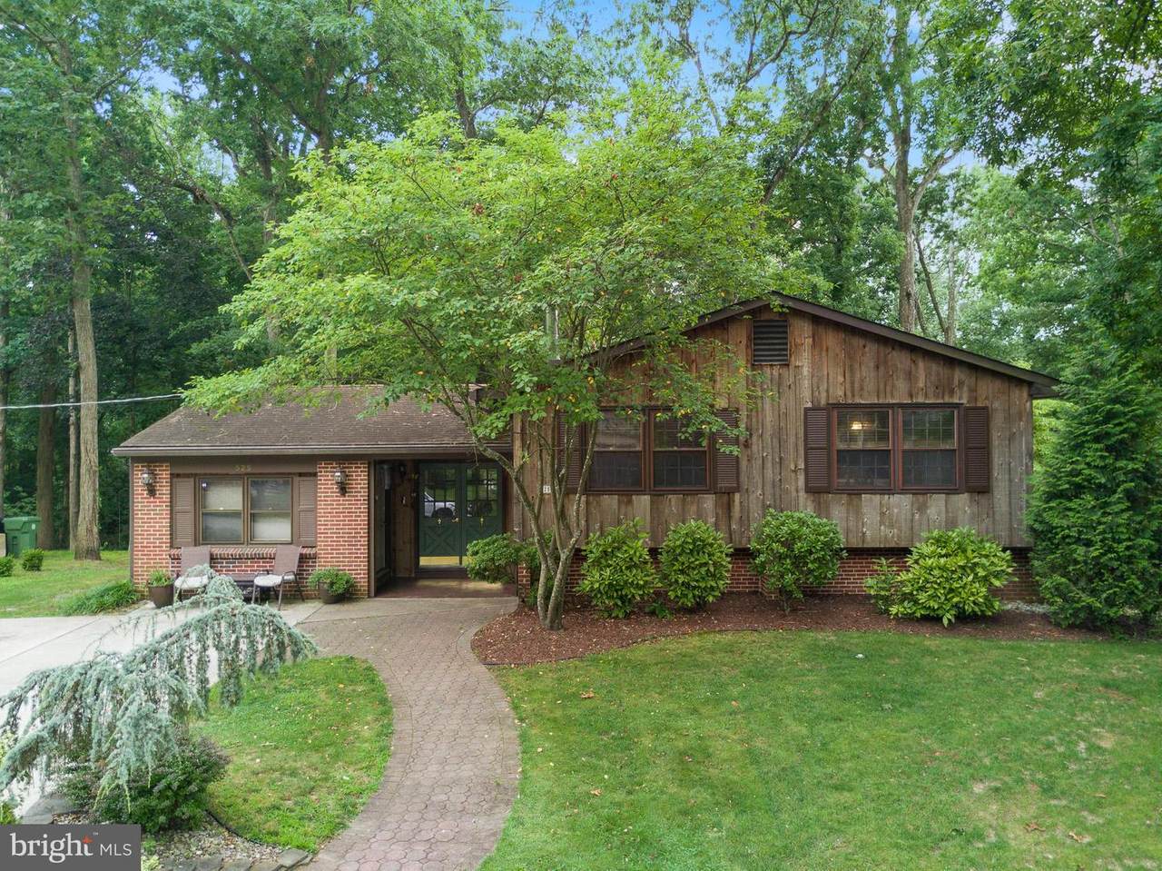 525 Yale Avenue - Photo 1