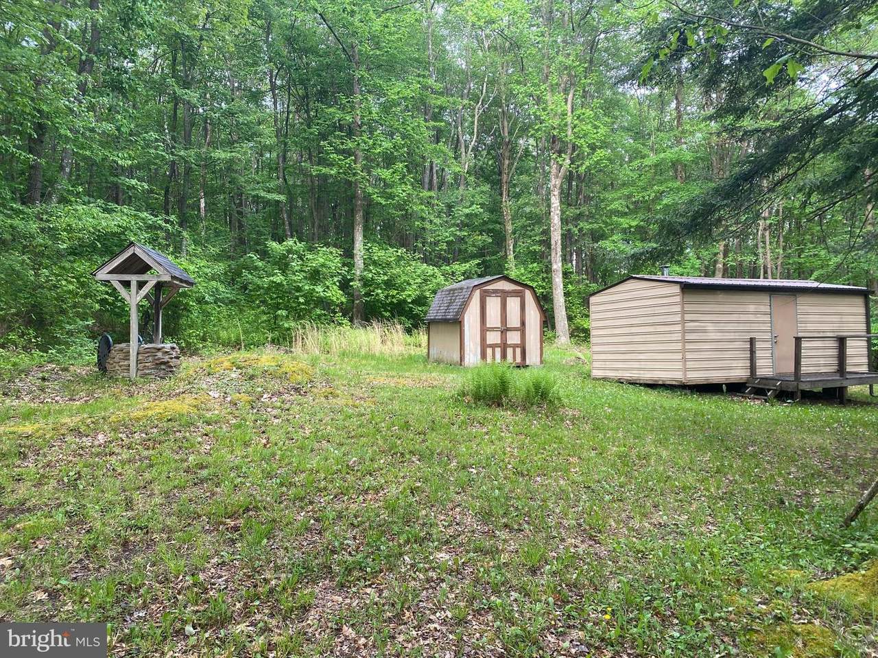 220 Summit View - Photo 1