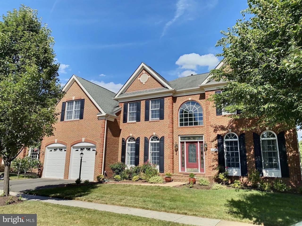 42520 Mandolin Street - Photo 1