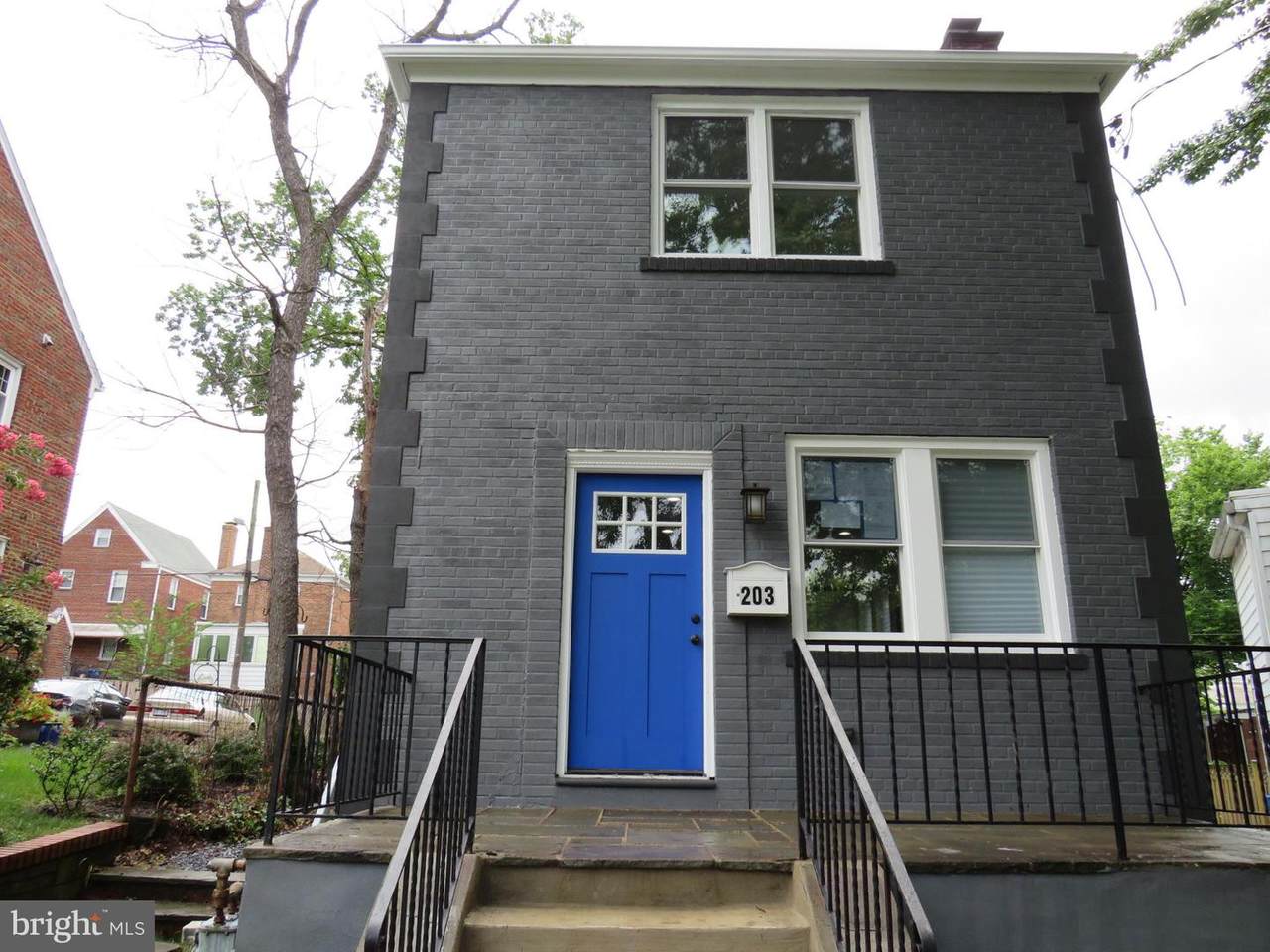 203 Peabody Street - Photo 1
