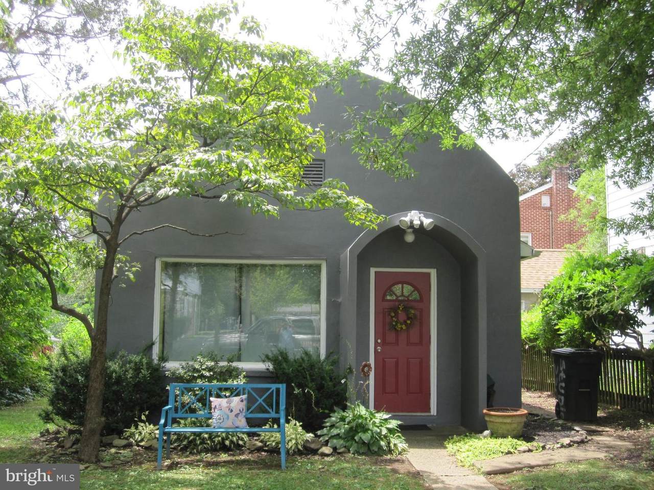 220 11TH Street - Photo 1