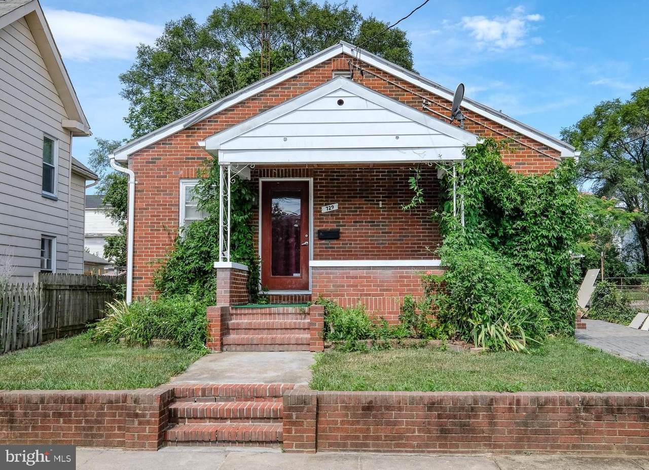 729 New York Avenue - Photo 1