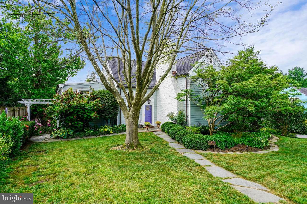 1407 Carrollton Avenue - Photo 1