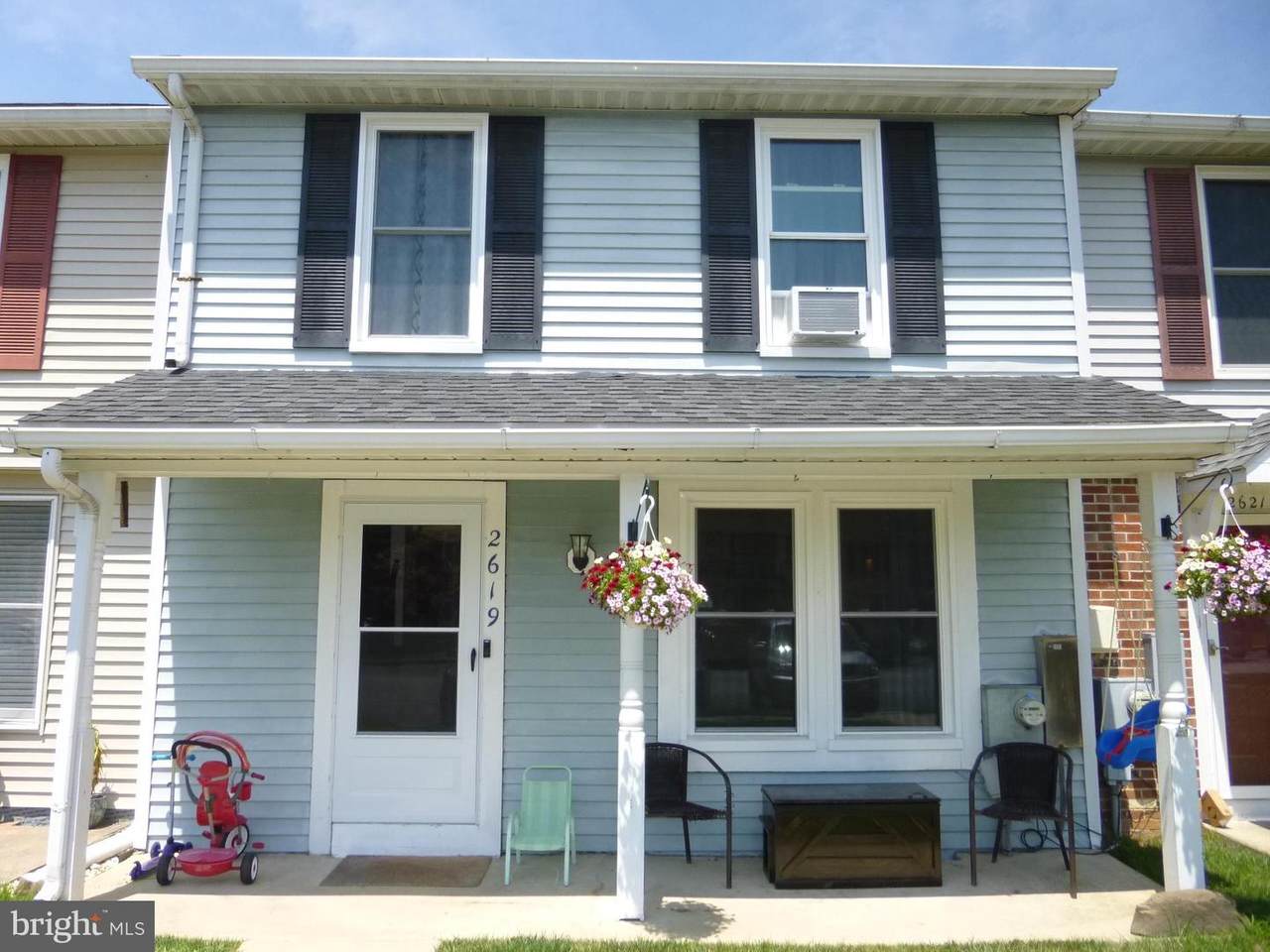 2619 Barclay Street - Photo 1