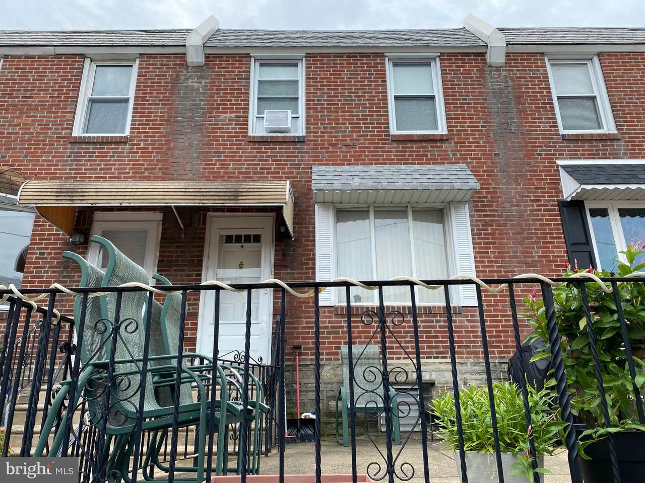 4142 Greeby Street - Photo 1