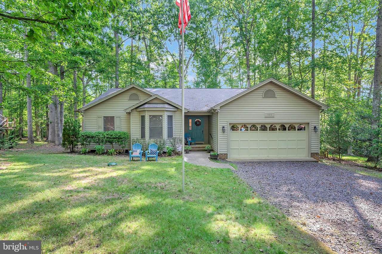 111 Silver Spring Drive - Photo 1
