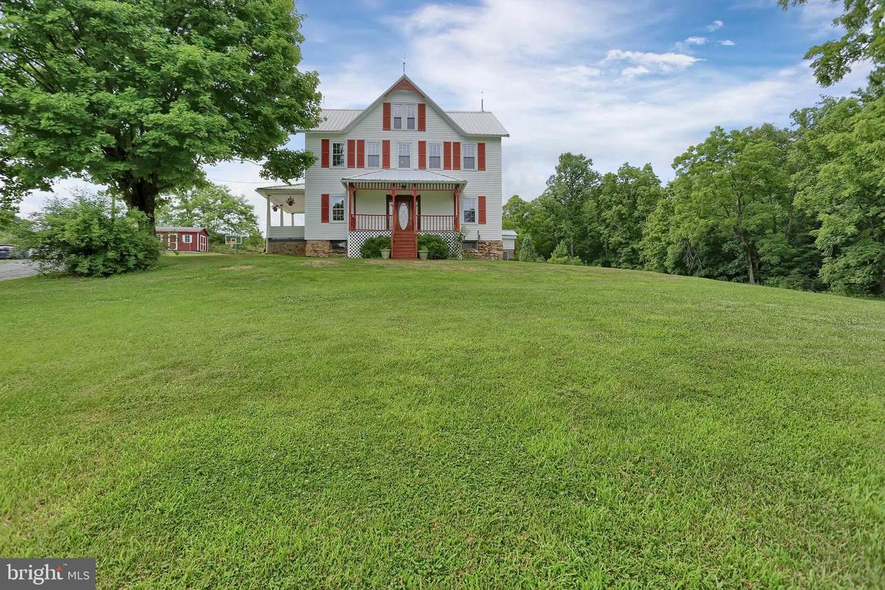 922 Blairs Hill Road - Photo 1