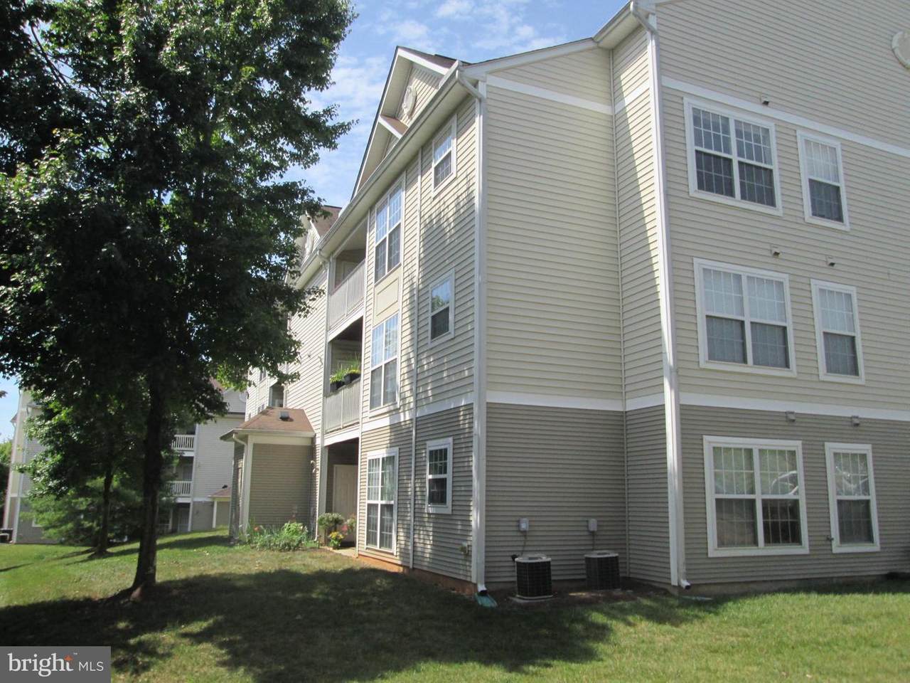 2511 Shelley Circle - Photo 1