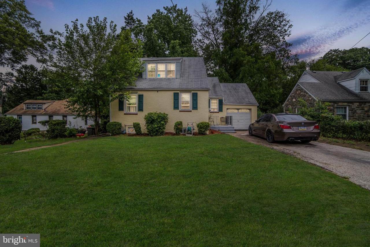 651 Parkview Boulevard - Photo 1