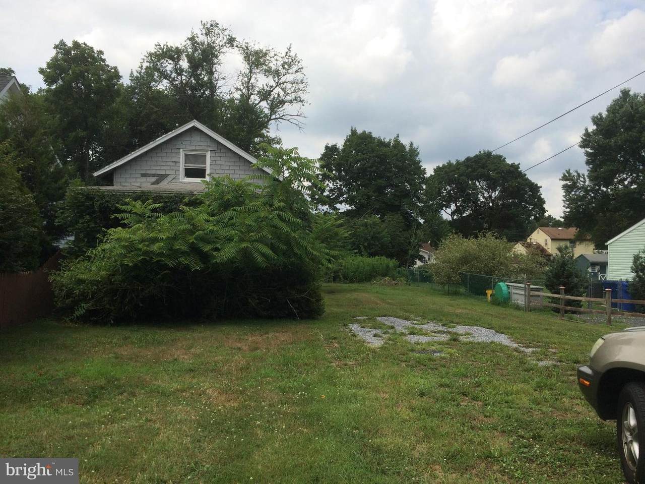 241 Broadway - Photo 1