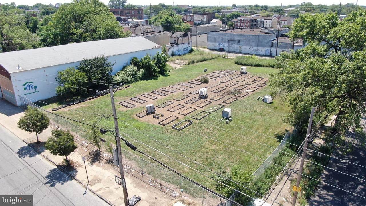 810 3RD Street - Photo 1