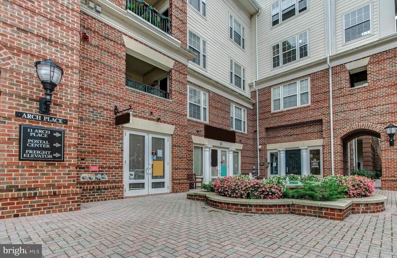 11 Arch Place - Photo 1