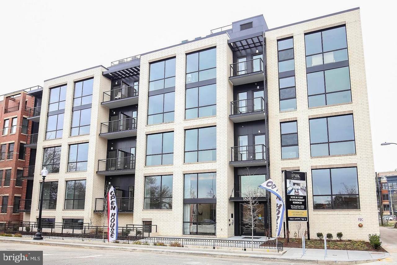 1628-1632 11TH Street - Photo 1