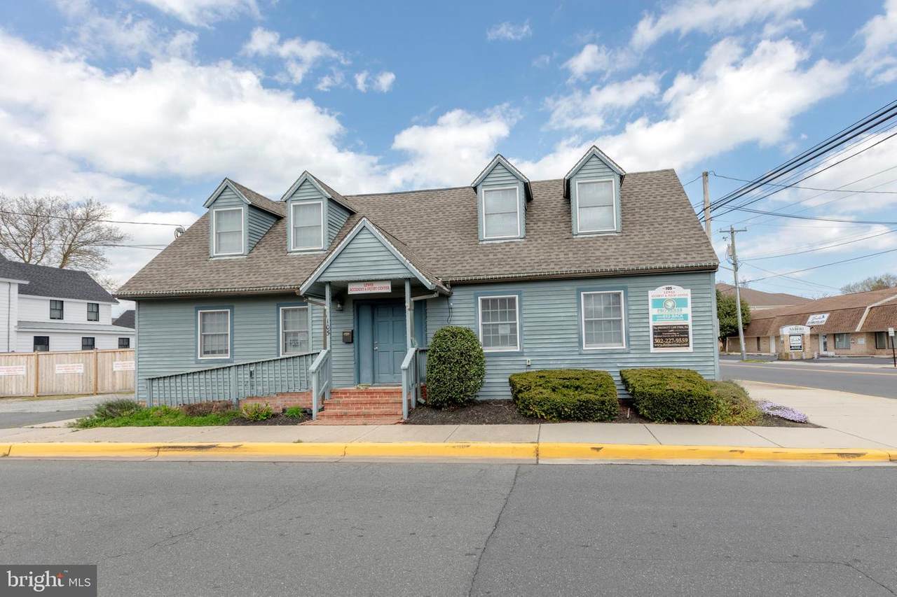 105 4TH Street - Photo 1