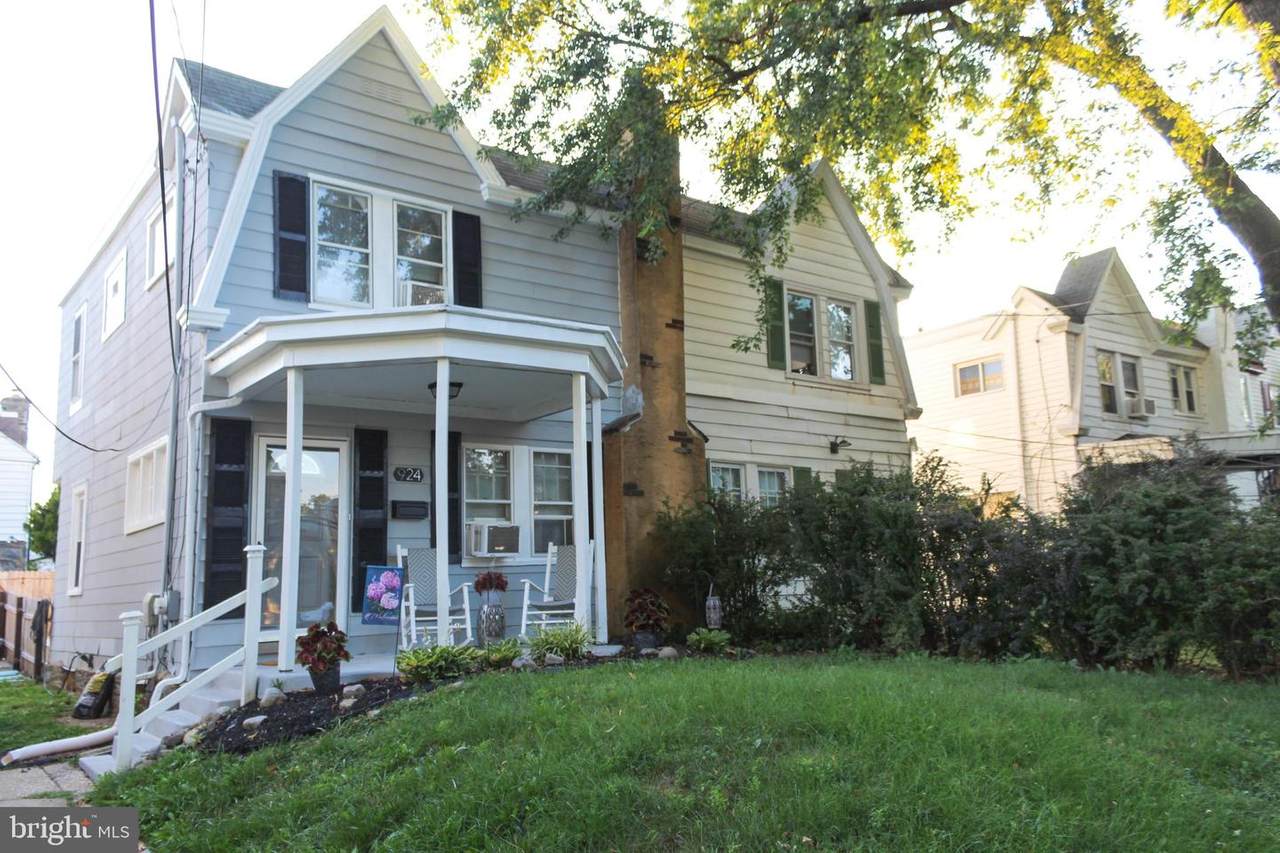 924 Anderson Avenue - Photo 1