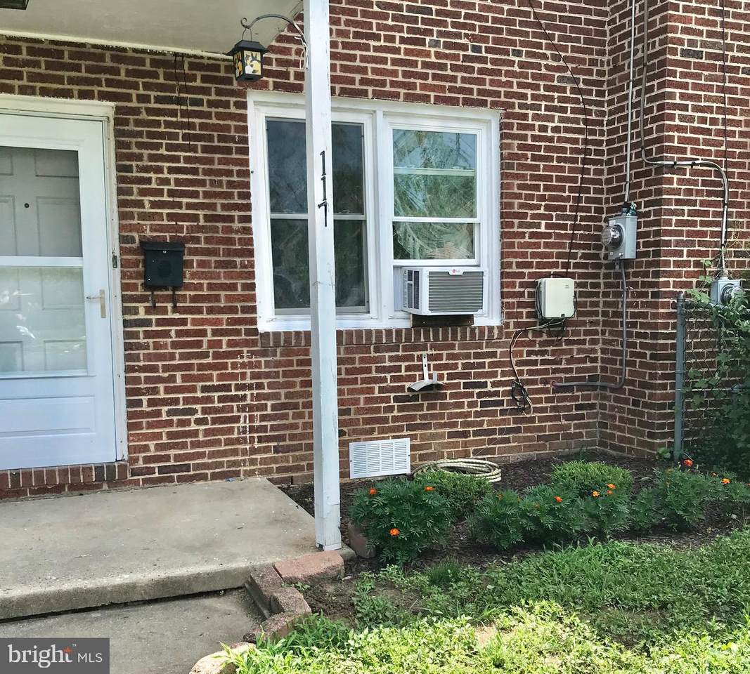117 Brown Street - Photo 1