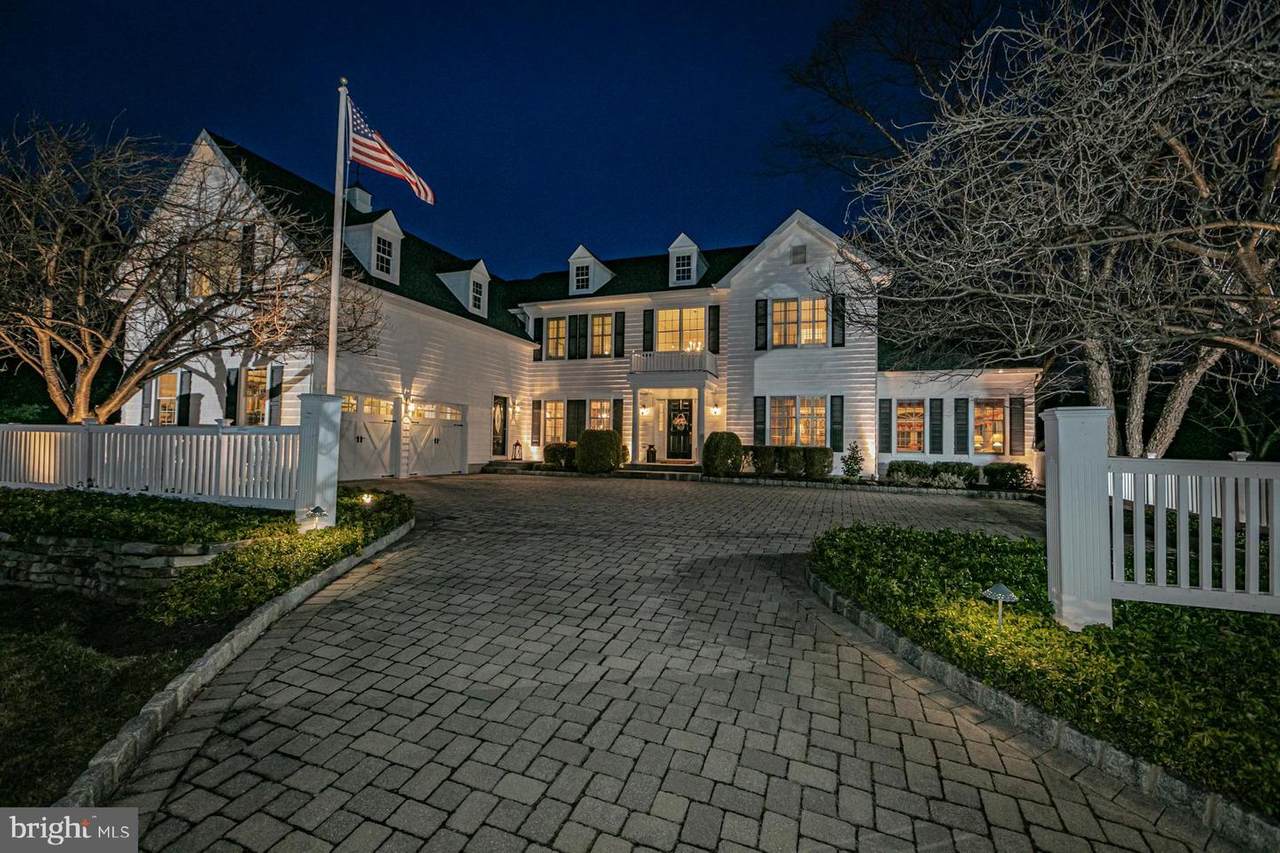 37 Blue Heron Way - Photo 1