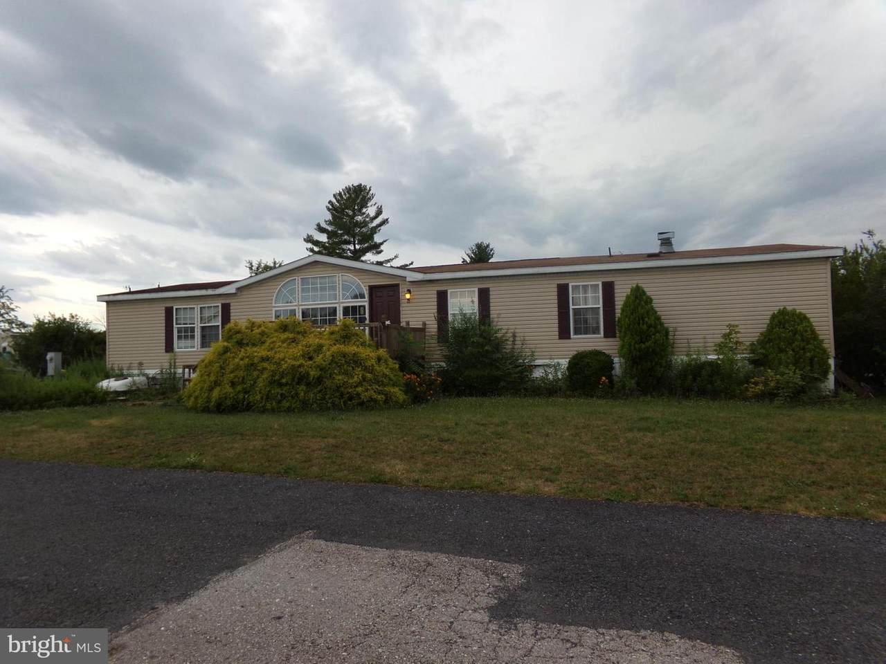 13 Tyler Drive - Photo 1