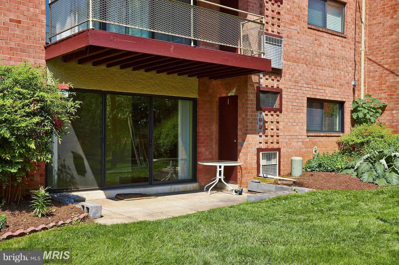 7320 Lee Highway - Photo 1