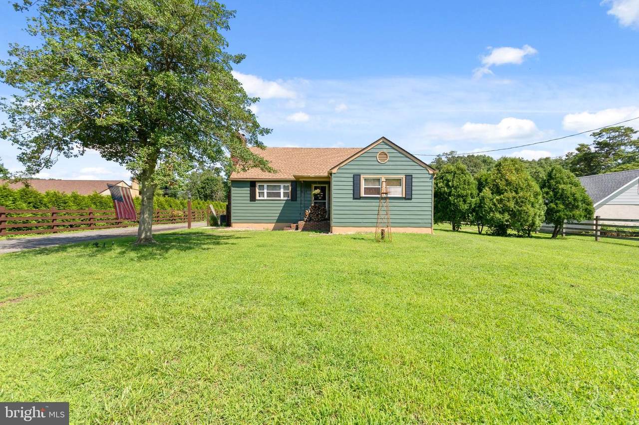 634 Jackson Road - Photo 1