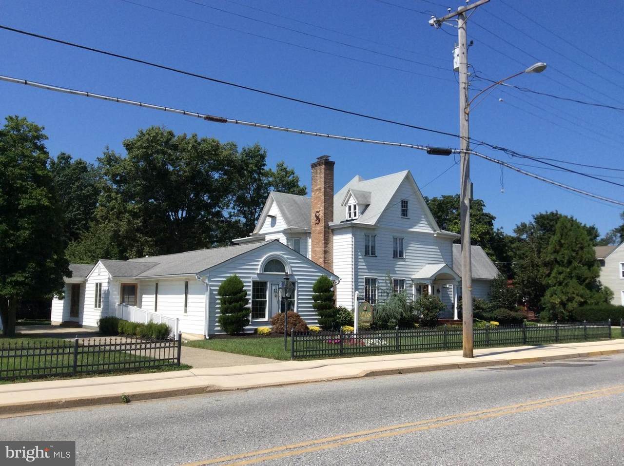 18 Maple Avenue - Photo 1