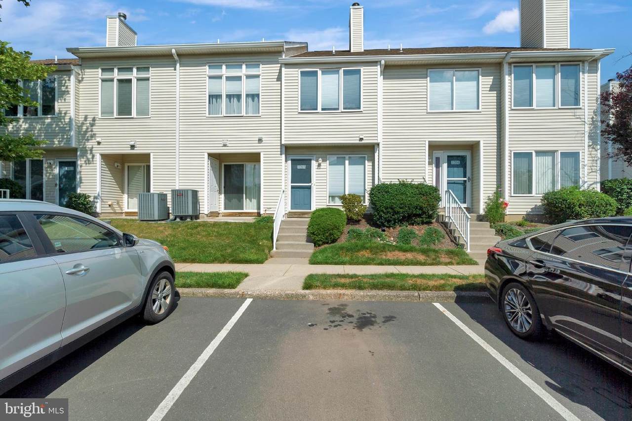3203 Hemmingway Drive - Photo 1
