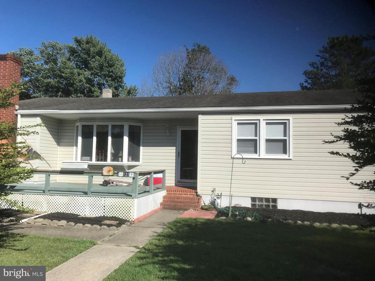121 Rodney Avenue - Photo 1