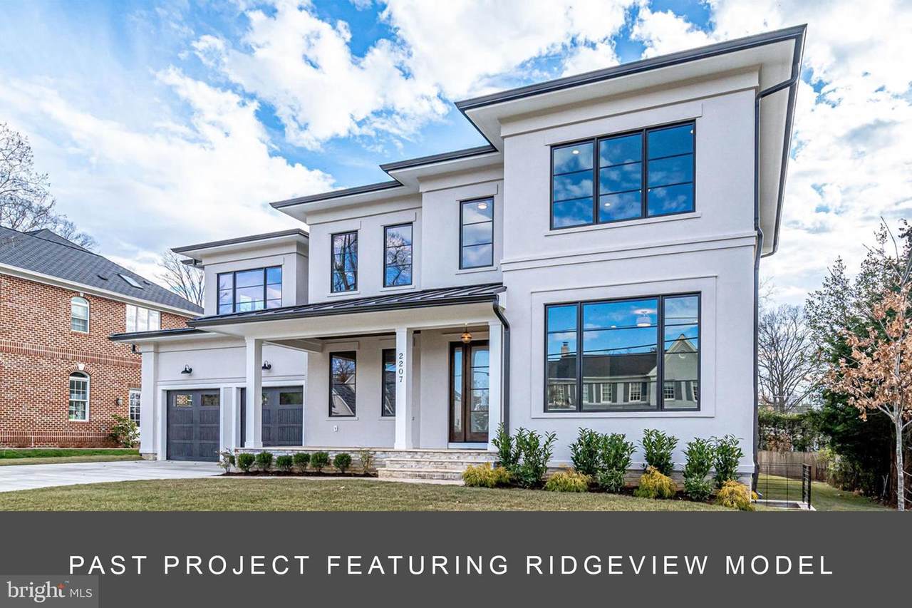 1325 Pickett Street - Photo 1