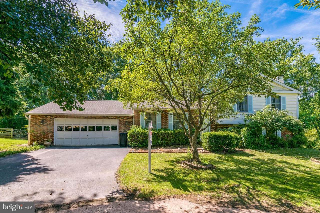 12815 Awbrey Court - Photo 1