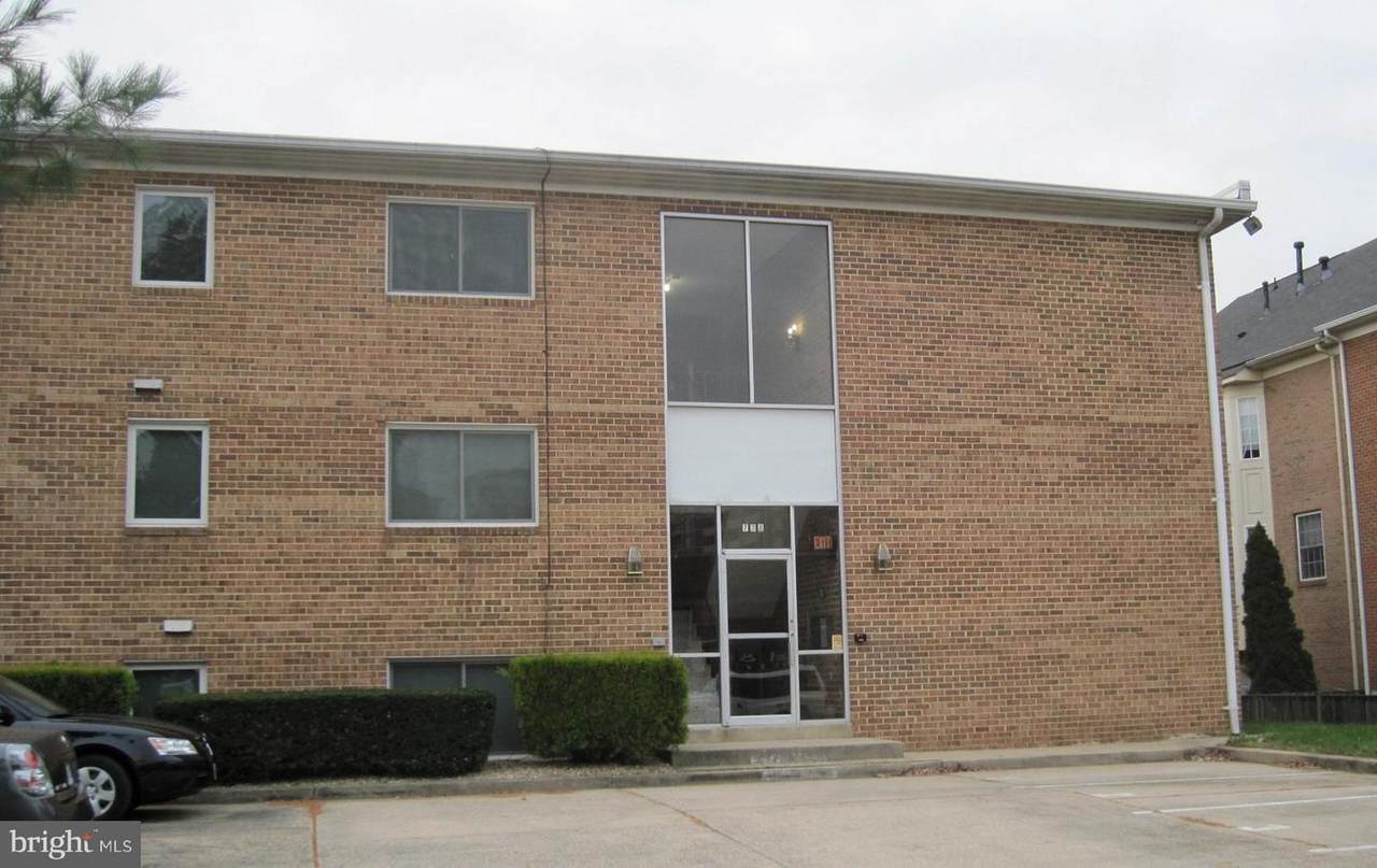 738 Wakefield Street - Photo 1