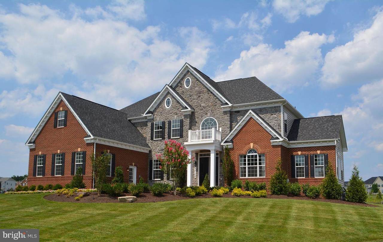 13400 Danielle Circle - Photo 1