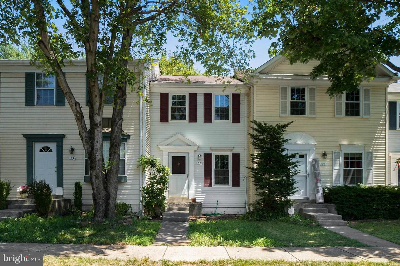 55 Benton Court - Photo 1
