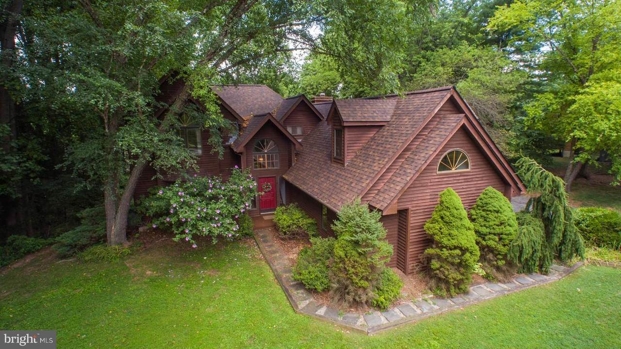 1105 Shadow Wood Drive - Photo 1