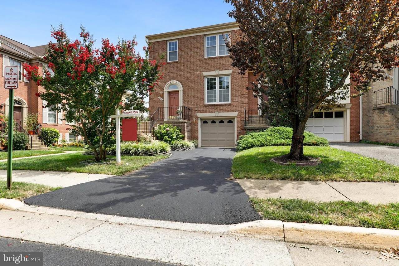 4018 Gregg Court - Photo 1