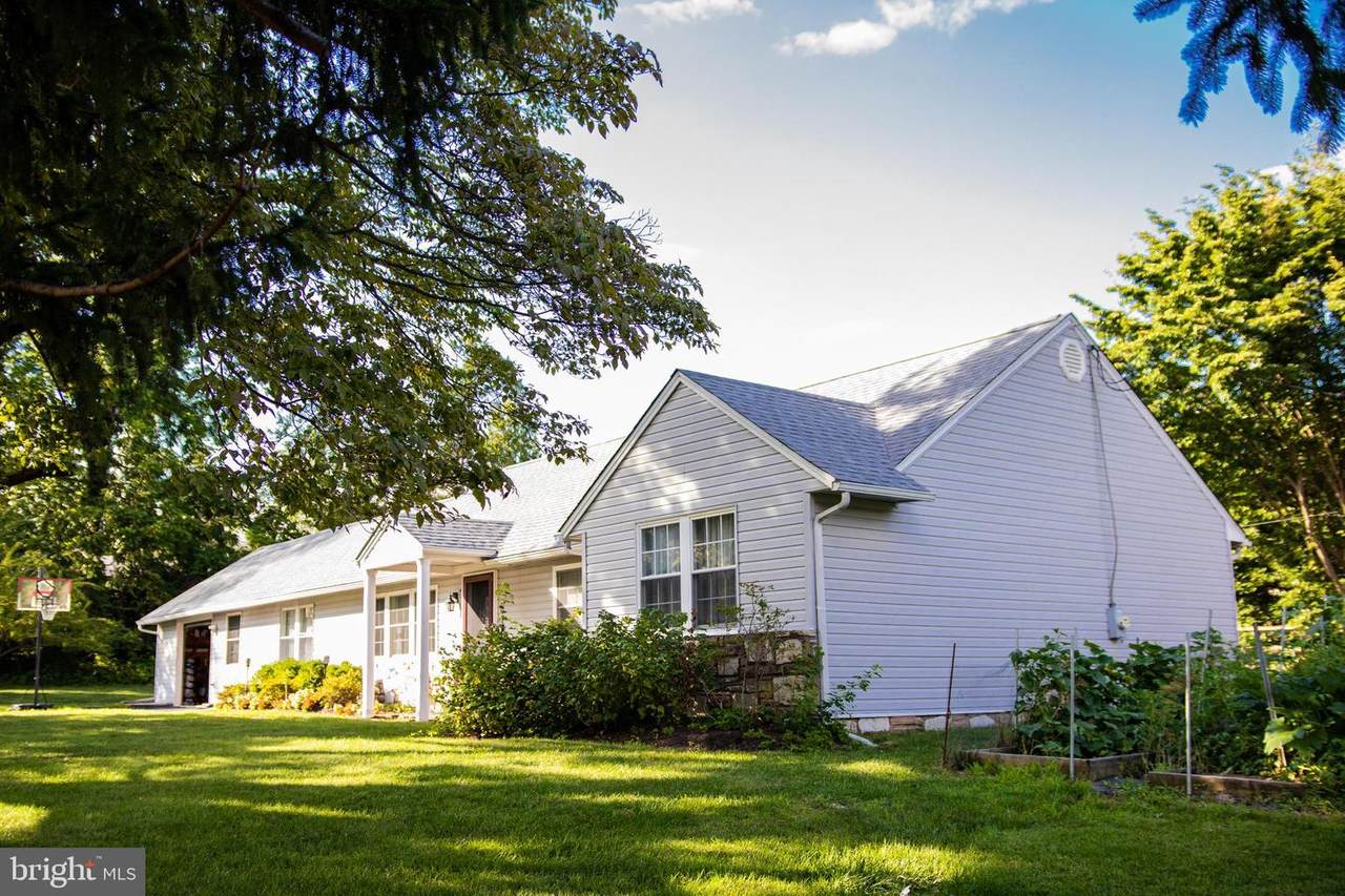 823 Clarendon Road - Photo 1