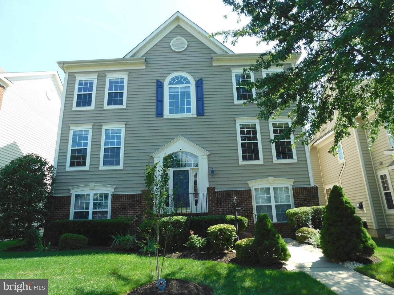 12574 Stone Lined Circle - Photo 1