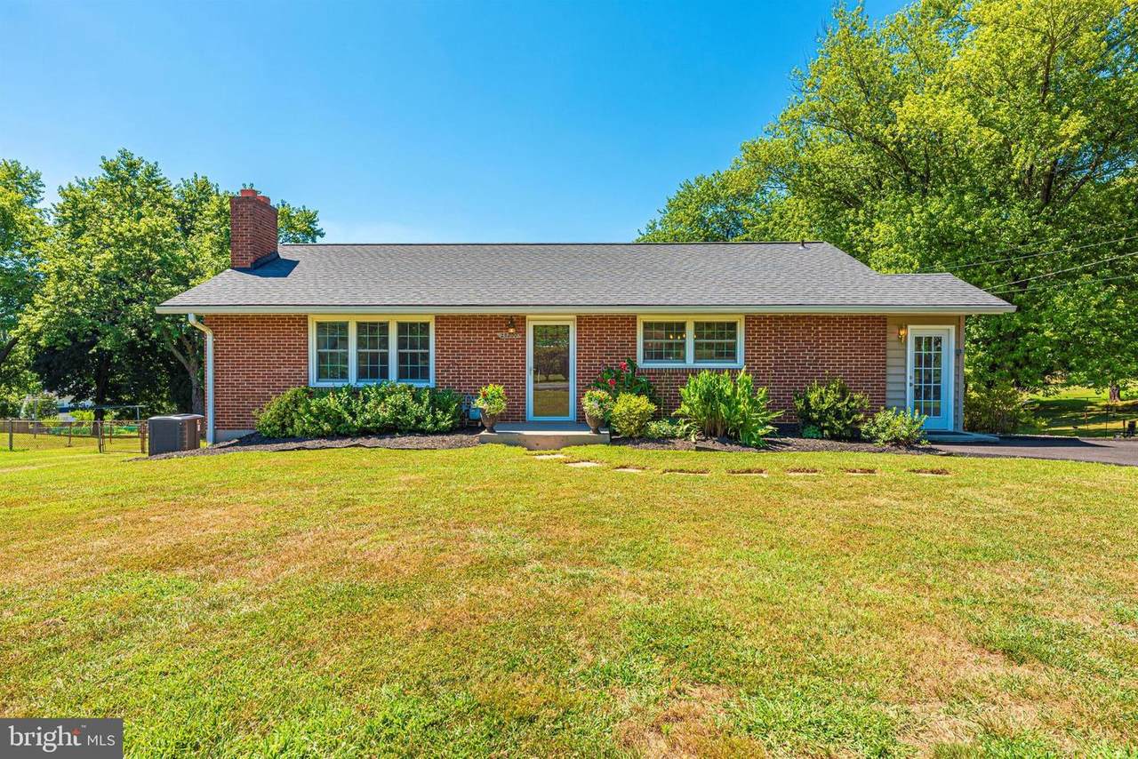 25200 Oak Drive - Photo 1