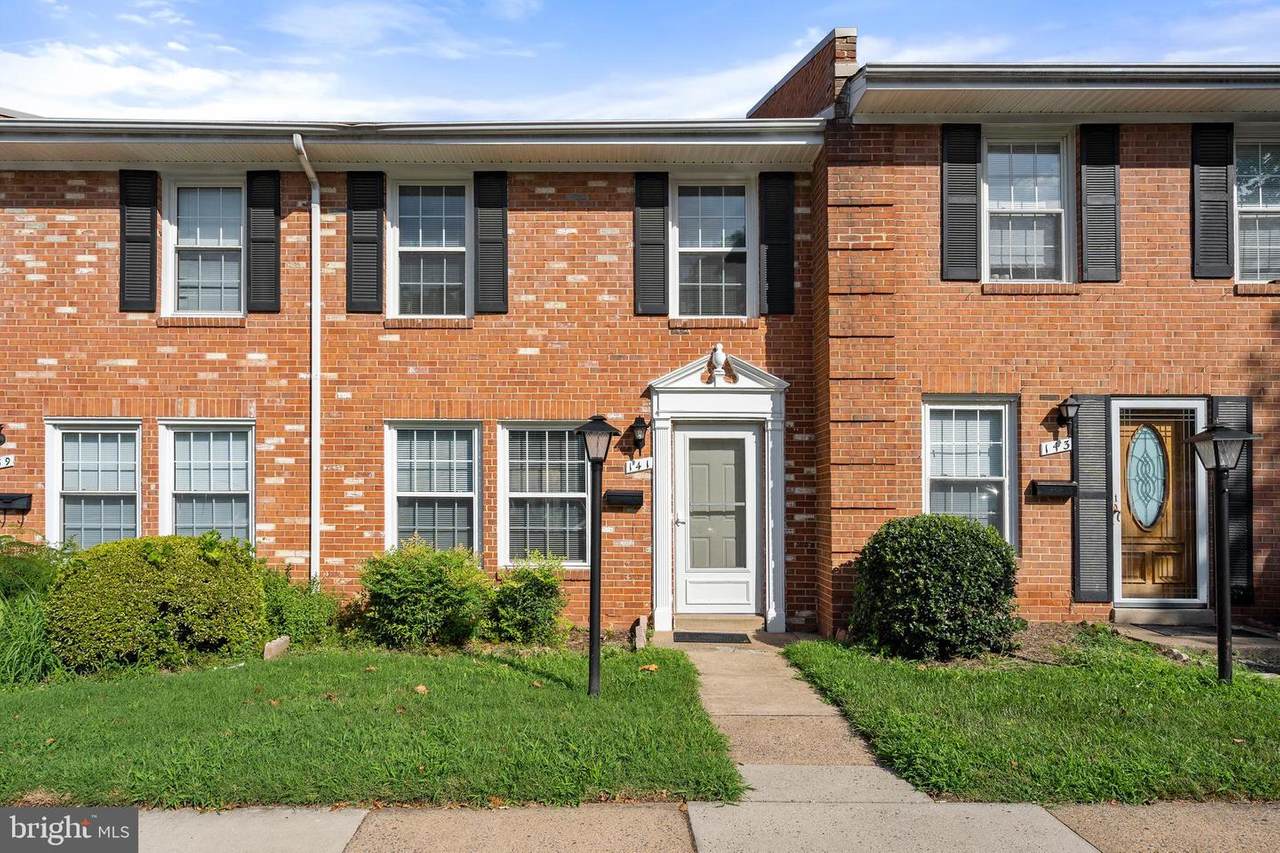 141 Baylor Drive - Photo 1