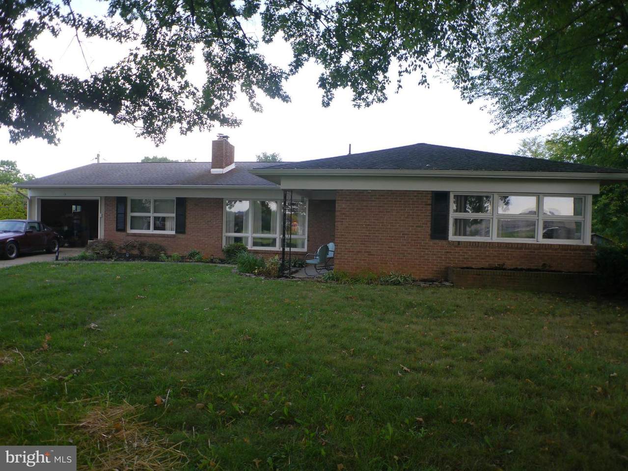 13 Shore Drive - Photo 1