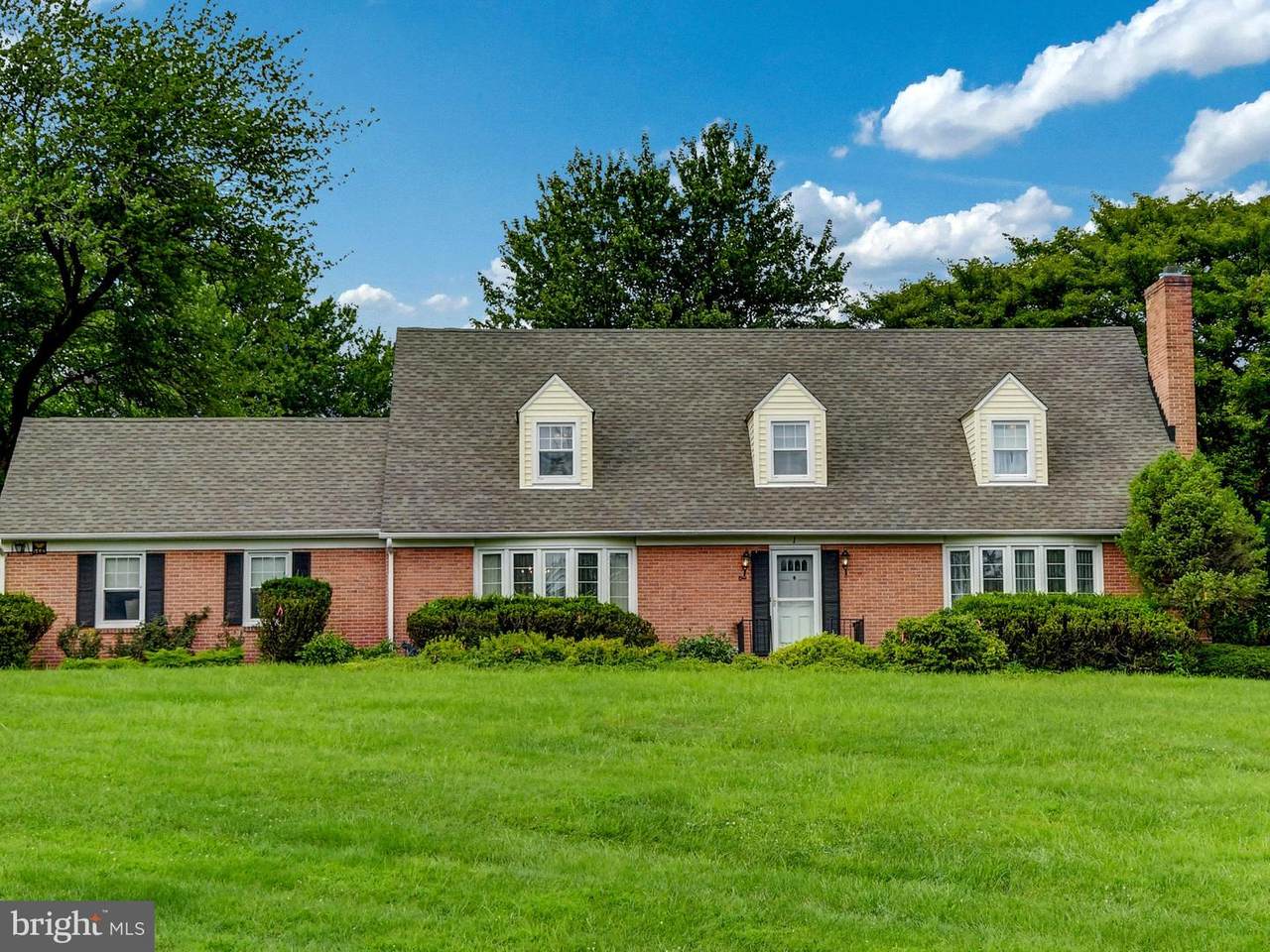 1 Yorkview Drive - Photo 1