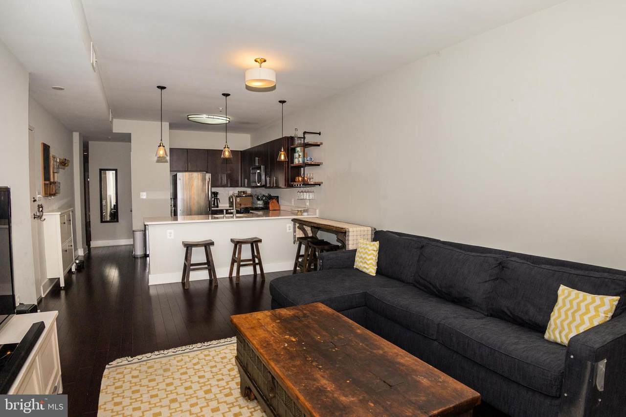 1812 Capitol - Photo 1