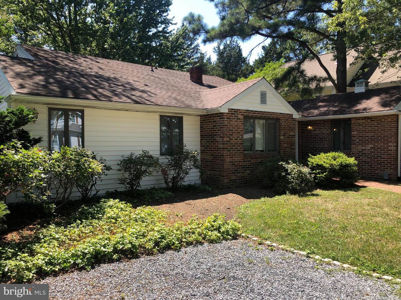708 Riverview Terrace - Photo 1