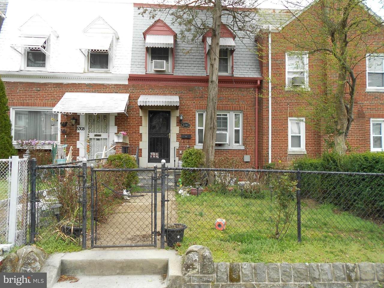 5303 7TH Street - Photo 1
